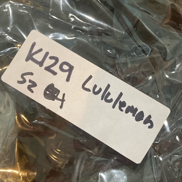 Lululemon Black Racerback Tank Size 4 - Picture 6 of 6